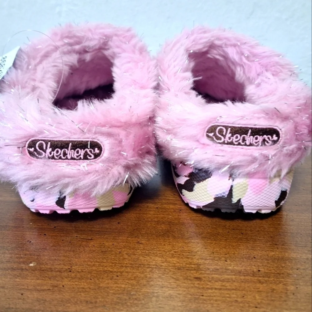 Skeckers Cali Gear Girl Pink Sparkley Slippers Glogs Size 1 New
